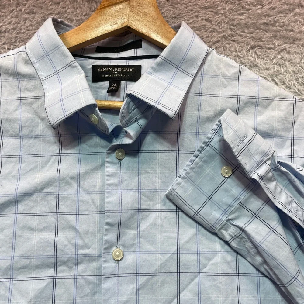 Banana Republic Men's Light Blue Windowpane Dress Shirt
